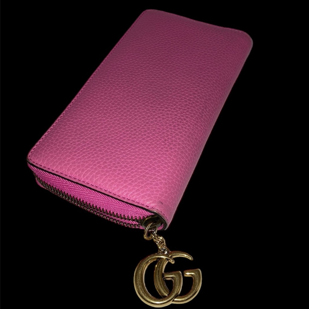 GUCCI Pink 💕 Long Zip Around Zippy Wallet 🎀